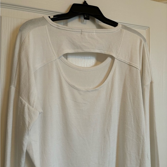 RAG & BONE JEAN Florence Cutout Back Long Sleeve Top in White - Picture 6 of 7